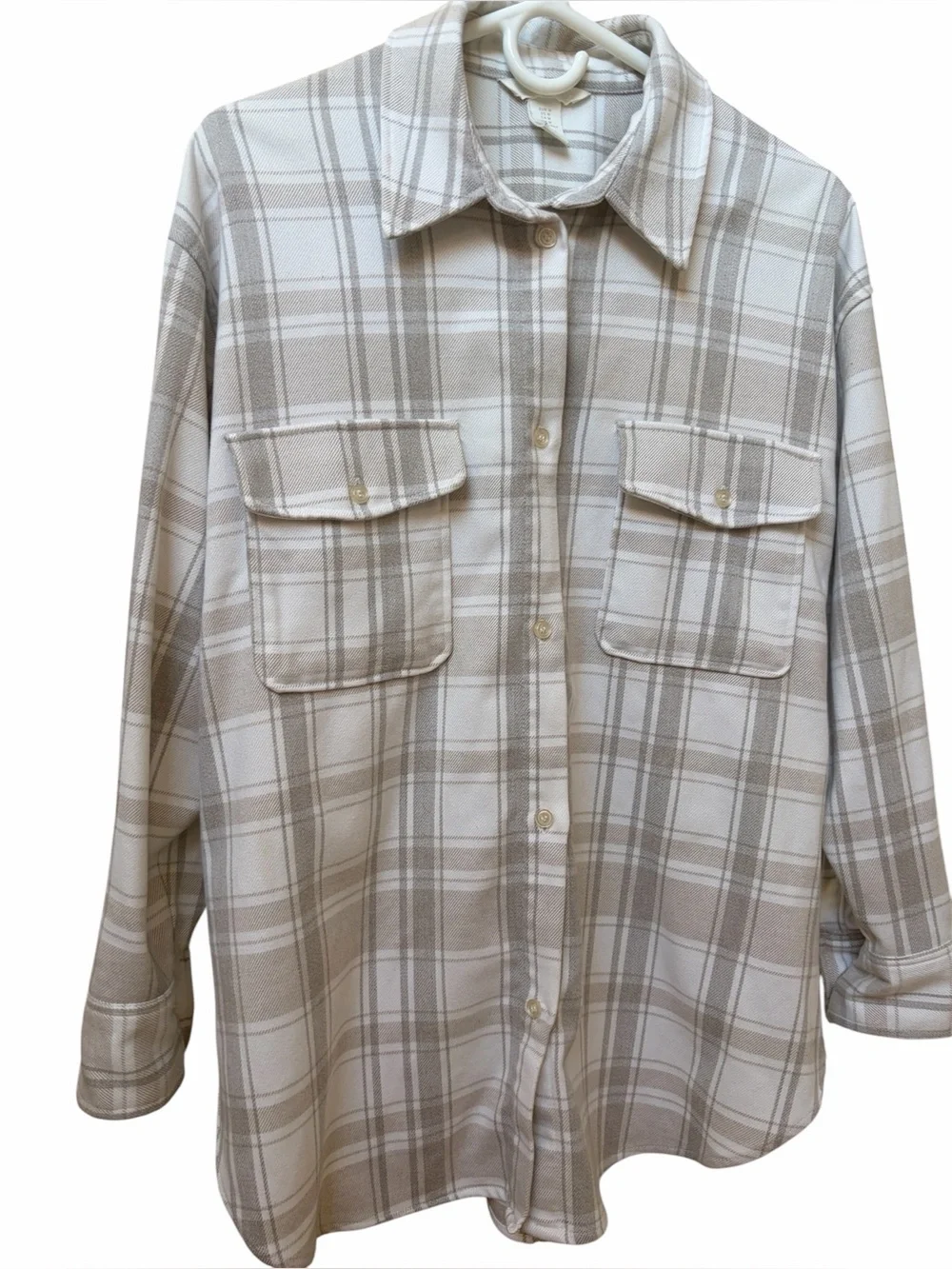 H&M flannel button up medium plaid neutral colors rounded hem EUC - Picture 1 of 5